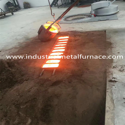 15KW 3KG इंडस्ट्रियल इंडक्शन स्टील मेल्टिंग फर्नेस स्टील मेकिंग मीडियम फ्रीक्वेंसी