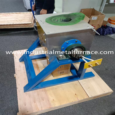 25KW 5KG इंडस्ट्रियल स्टील मेल्टिंग फर्नेस मीडियम फ्रीक्वेंसी आयरन स्क्रैप मेल्टिंग मशीन